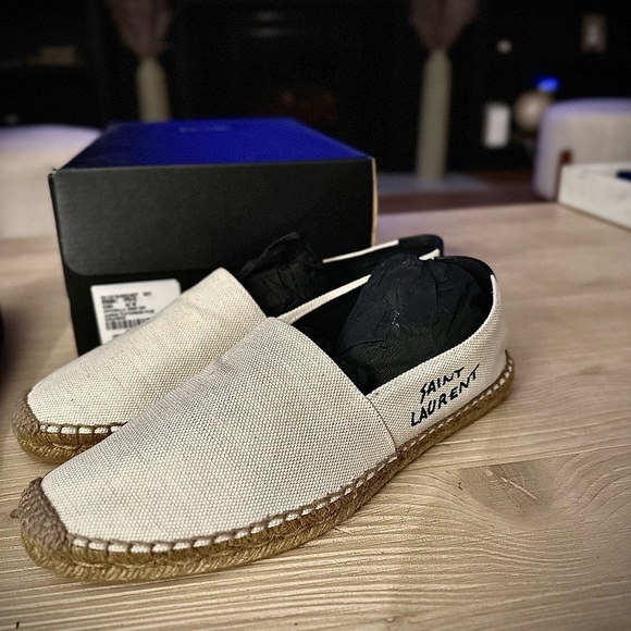 SAINT LAURENT EMBROIDERED ESPADRILLES IN CANVAS. - Picture 4 of 5